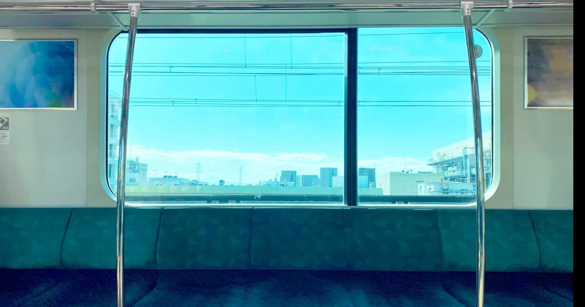愛犬と電車に乗るには?ルールと持ち込み方法まとめ